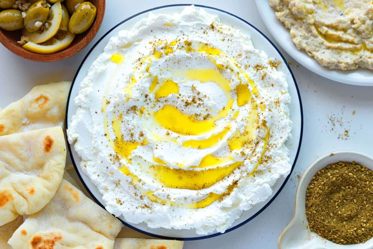 Homemade Labneh: Your Easiest Guide to Delicious Yogurt Cheese